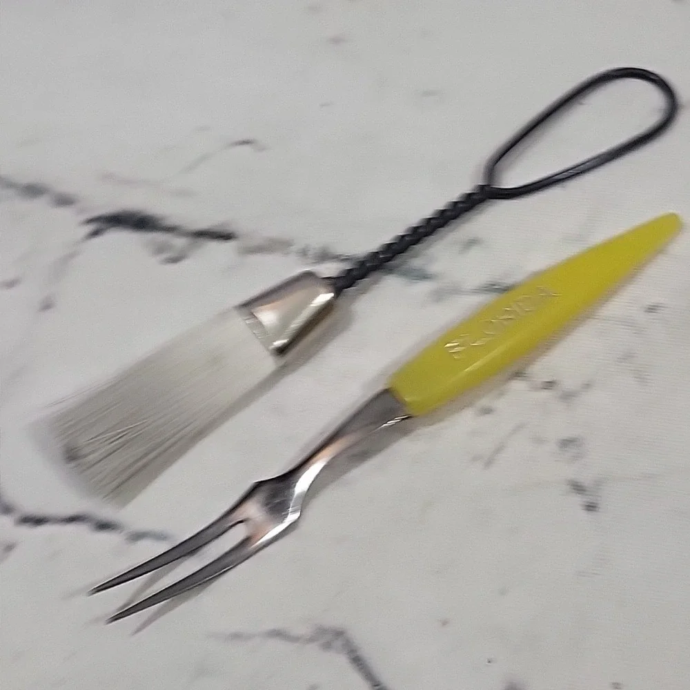 Vintage Kitchen Gadgets Random Lot Tea Strainer Scoop Melon Baller Tongs Cracker